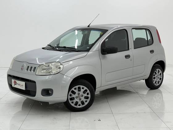 FIAT UNO 1.0 EVO VIVACE 8V FLEX 4P MANUAL FIAT UNO 1.0 EVO VIVACE 8V FLEX 4P MANUAL